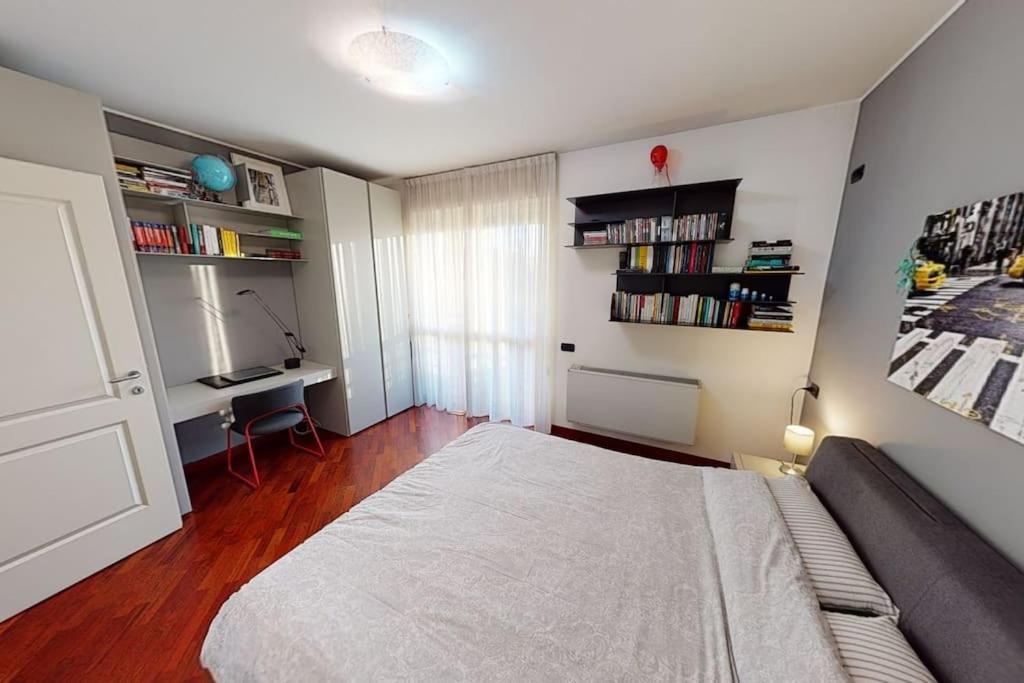 Apartment+Garage Near Novegro Exhibition/Linate เซกราเต ภายนอก รูปภาพ